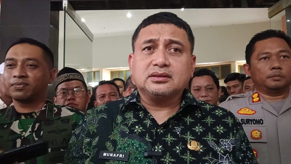 Perang Kelompok, Appi Janji Bangun Rumah Warga yang Terbakar