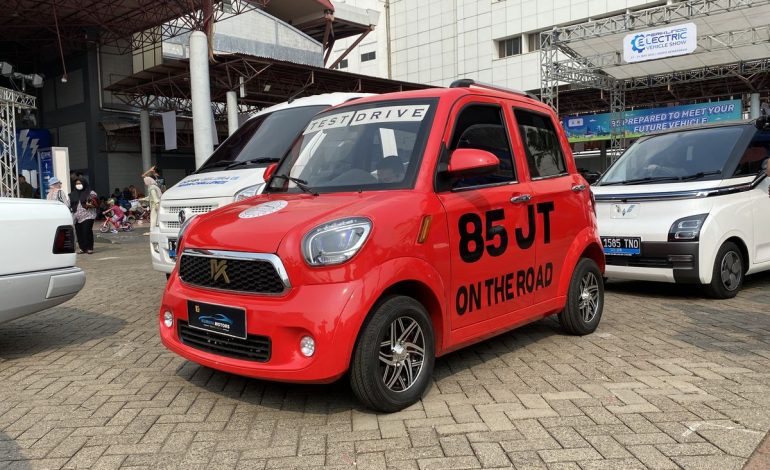 Mobil Listrik Murah dengan Harga Setara LCG
