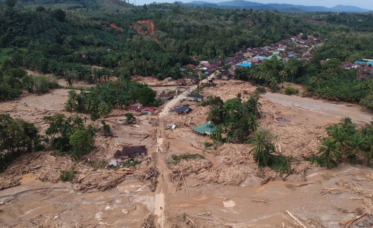 Korban Banjir Bandang dan Longsor di Sumatera Utara